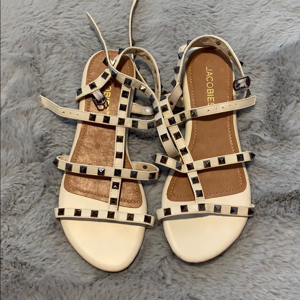 BNWOT Strap Sandals Size 6